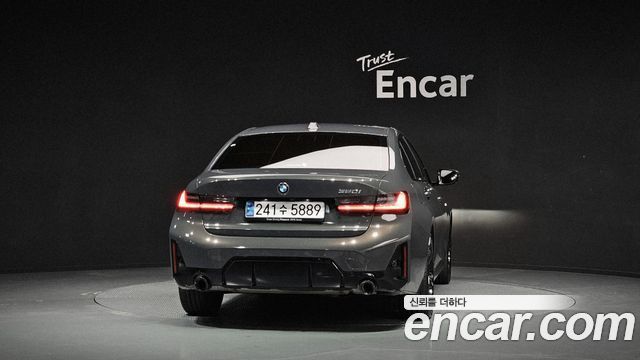 BMW 3-Series 2025 — photo 4