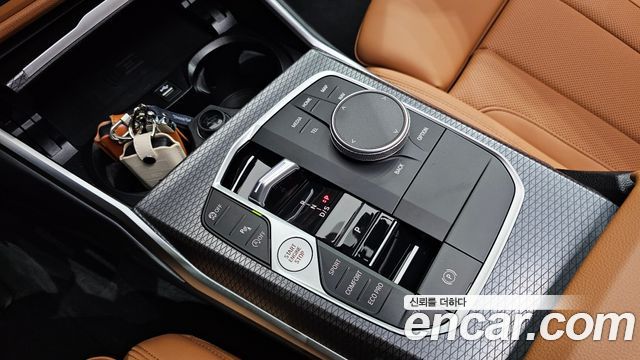 BMW 3-Series 2025 — photo 14
