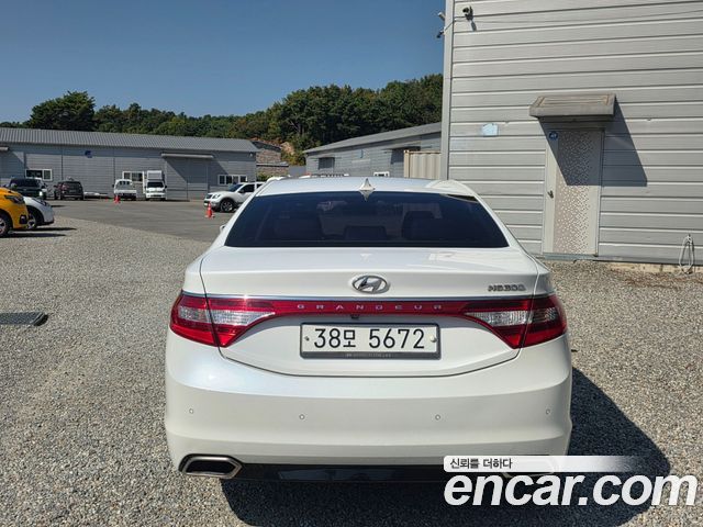 Hyundai Grandeur 2016 — photo 4