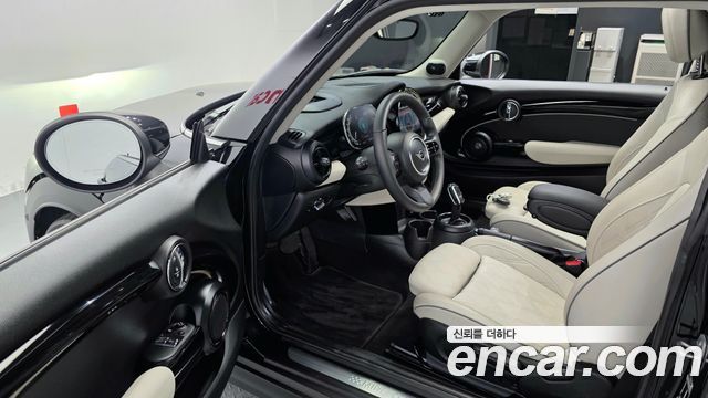 Mini Cooper 2023 — photo 12