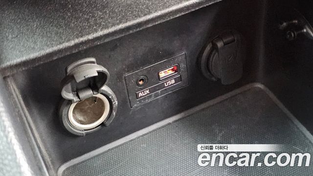 Kia K3 2016 — photo 25