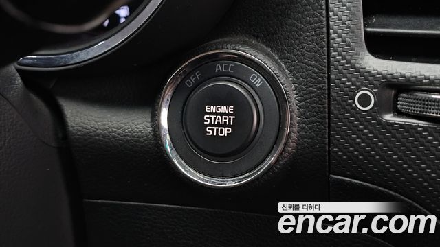 Kia K3 2016 — photo 26