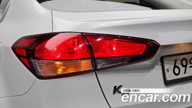 Kia K3 2016 — photo 9