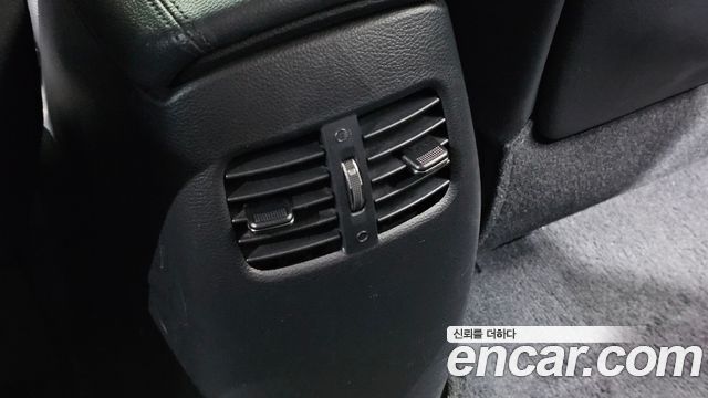 Kia K3 2016 — photo 30