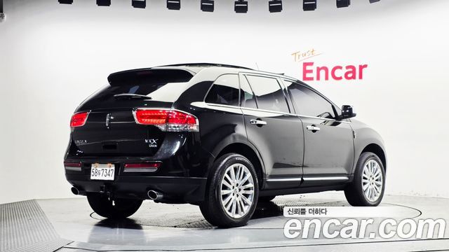 Lincoln MKX 2013 — photo 2