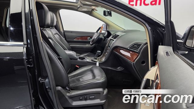 Lincoln MKX 2013 — photo 12