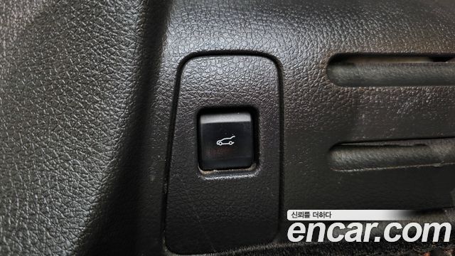 Lincoln MKX 2013 — photo 19