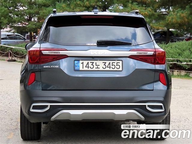 Kia Seltos 2023 — photo 4