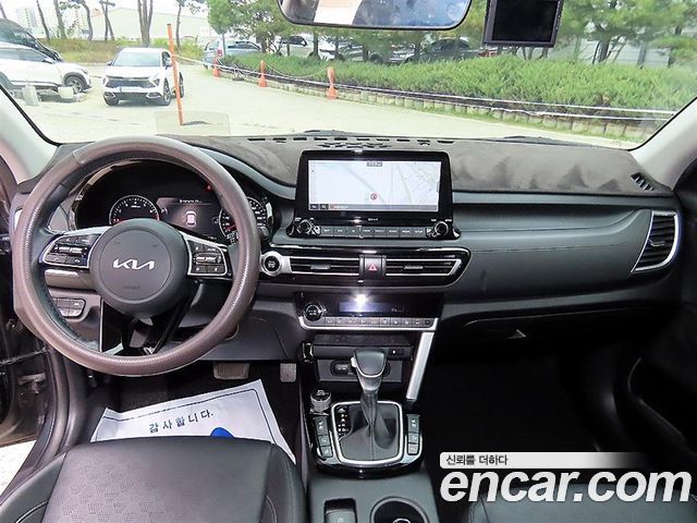 Kia Seltos 2023 — photo 7