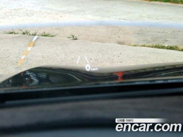 Kia Seltos 2023 — photo 10