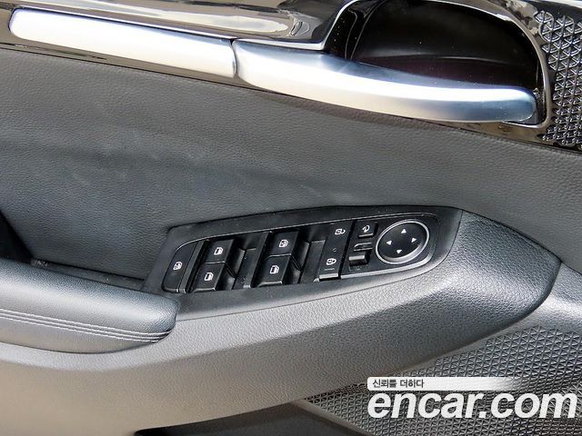 Kia Seltos 2023 — photo 12