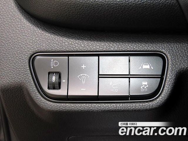 Kia Seltos 2023 — photo 13