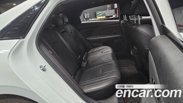 Hyundai AVANTE 2025 — photo 17