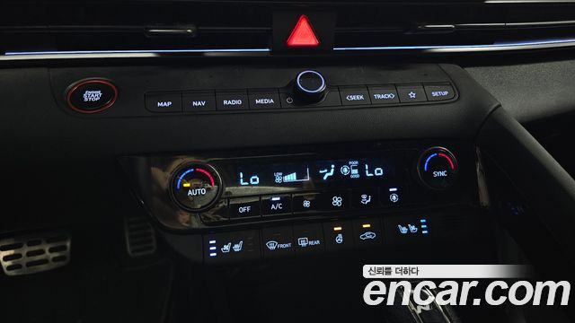 Hyundai AVANTE 2025 — photo 25