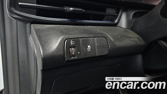 Hyundai AVANTE 2025 — photo 26