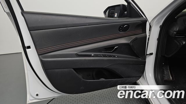 Hyundai AVANTE 2025 — photo 14