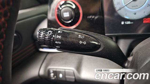Hyundai AVANTE 2025 — photo 27