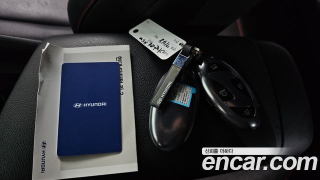 Hyundai AVANTE 2025 — photo 32