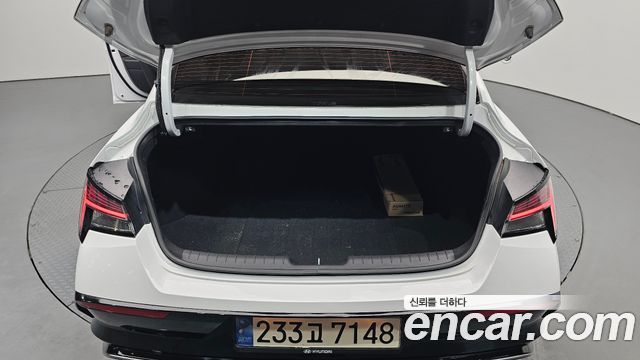 Hyundai AVANTE 2025 — photo 34
