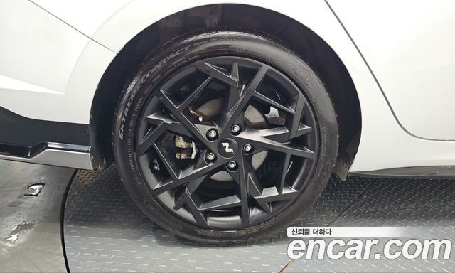 Hyundai AVANTE 2025 — photo 35