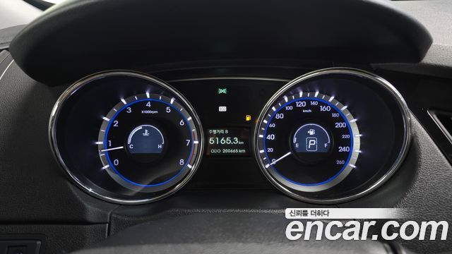 Hyundai Sonata 2011 — photo 8