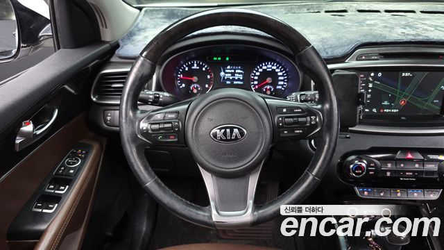 Kia Sorento 2016 — photo 13