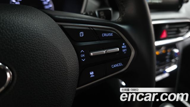 Hyundai Santafe 2020 — photo 22