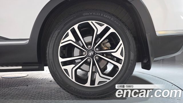 Hyundai Santafe 2020 — photo 7