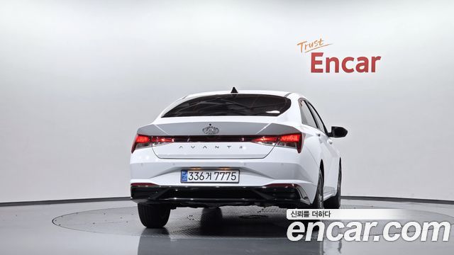 Hyundai AVANTE 2023 — photo 4
