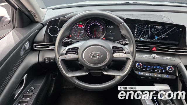 Hyundai AVANTE 2023 — photo 13