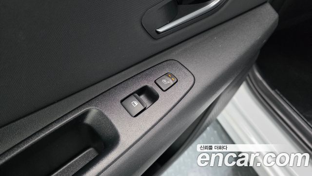 Hyundai AVANTE 2023 — photo 19