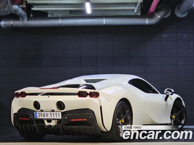 Ferrari SF90 2022 — photo 4