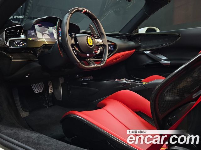 Ferrari SF90 2022 — photo 13