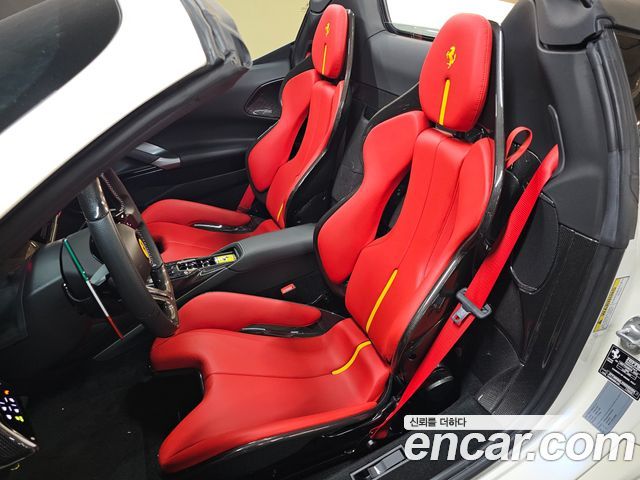 Ferrari SF90 2022 — photo 14