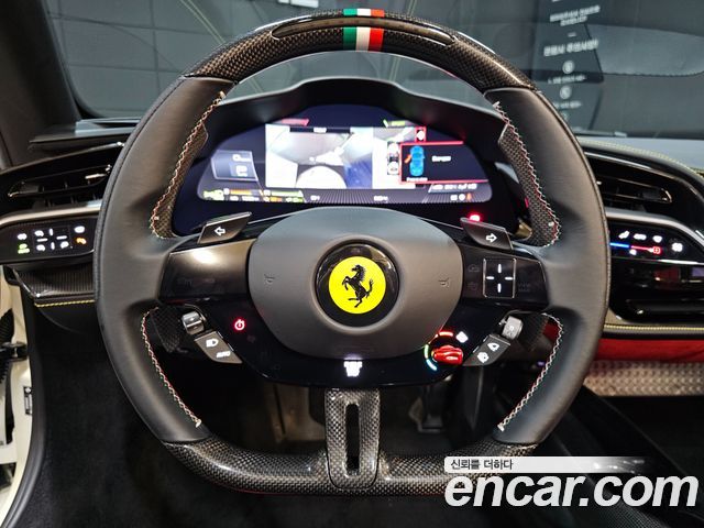 Ferrari SF90 2022 — photo 18