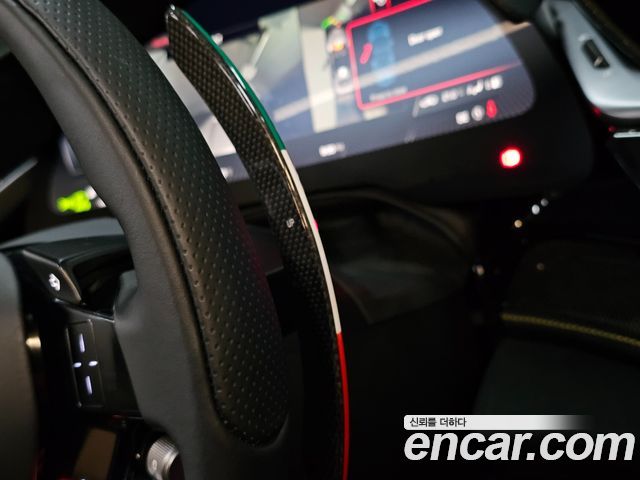 Ferrari SF90 2022 — photo 20