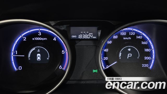 Hyundai Tucson 2010 — photo 8