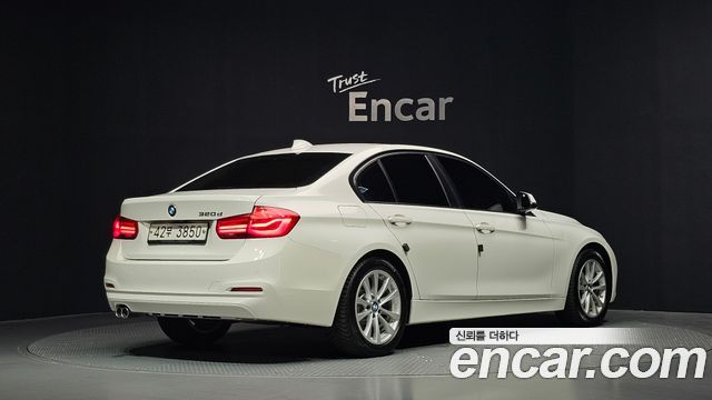 BMW 3-Series 2017 — photo 2