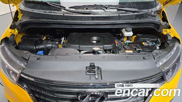 Hyundai Starex 2021 — photo 6