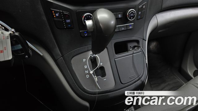 Hyundai Starex 2021 — photo 9