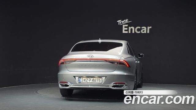 Hyundai Grandeur 2022 — photo 4