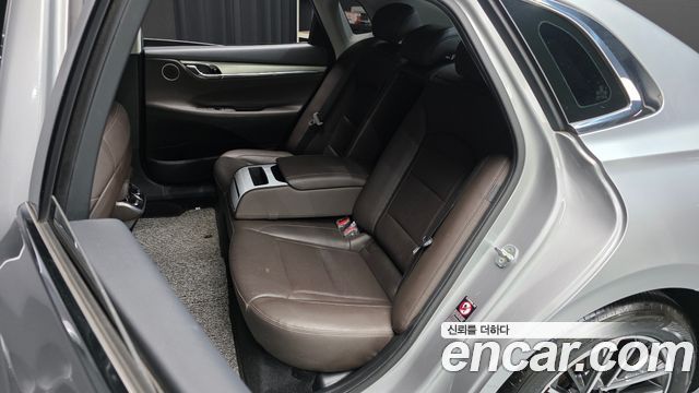 Hyundai Grandeur 2022 — photo 11