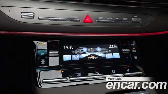 Hyundai Grandeur 2022 — photo 17