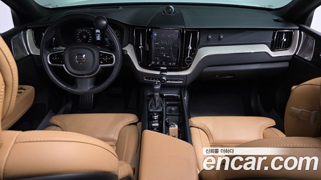 Volvo XC60 2020 — photo 10