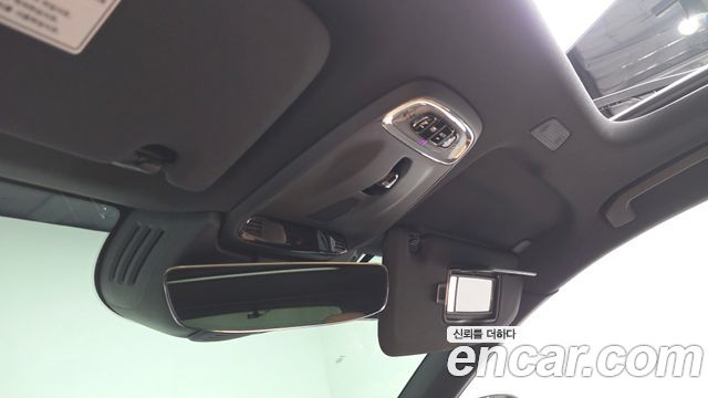 Volvo XC60 2020 — photo 28