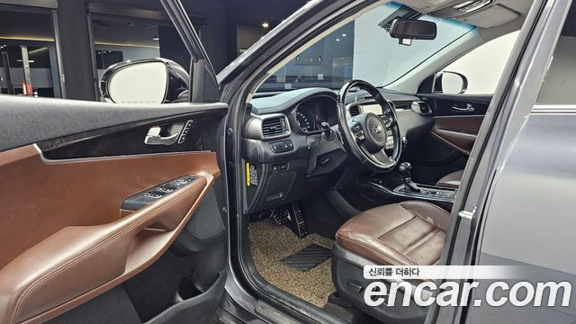 Kia Sorento 2016 — photo 13