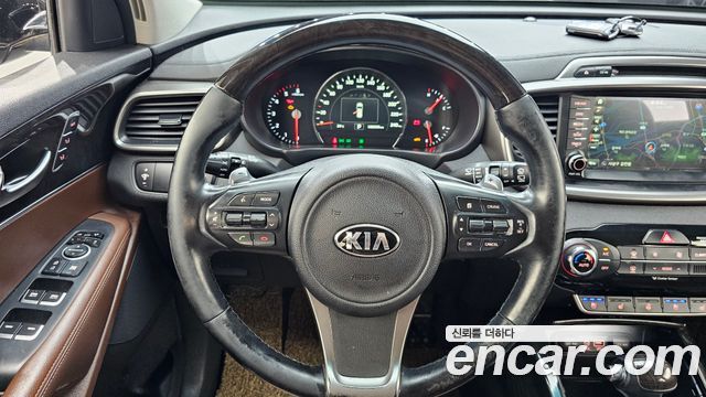 Kia Sorento 2016 — photo 19