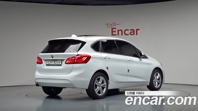 BMW 2-Series 2018 — photo 2