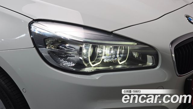 BMW 2-Series 2018 — photo 8