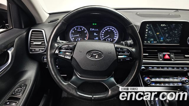 Hyundai Grandeur 2018 — photo 19